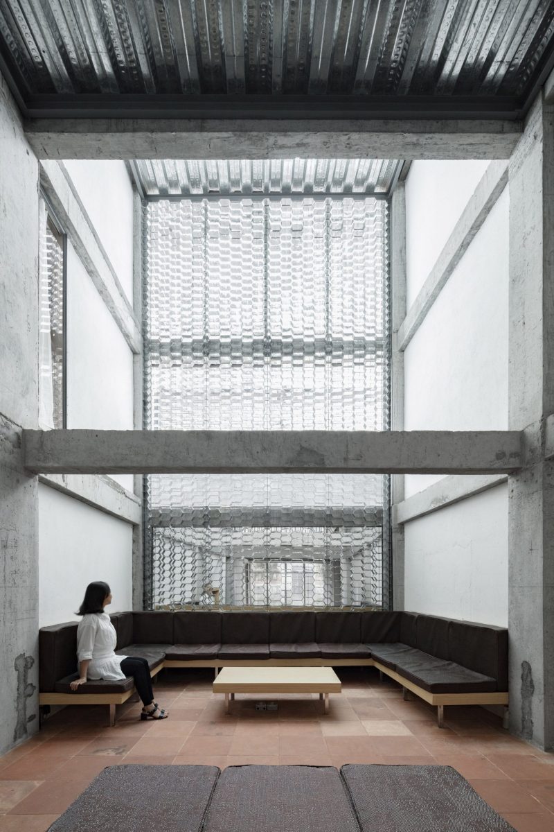 origin-villa-hotel-far-and-near-kooo-architects-guangzhou-china_dezeen_2364_col_16-1704x2556